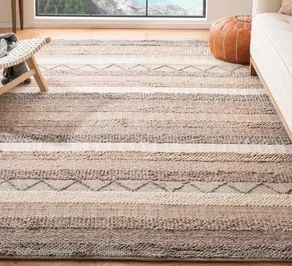 AREA RUG WOOL AND COTTON